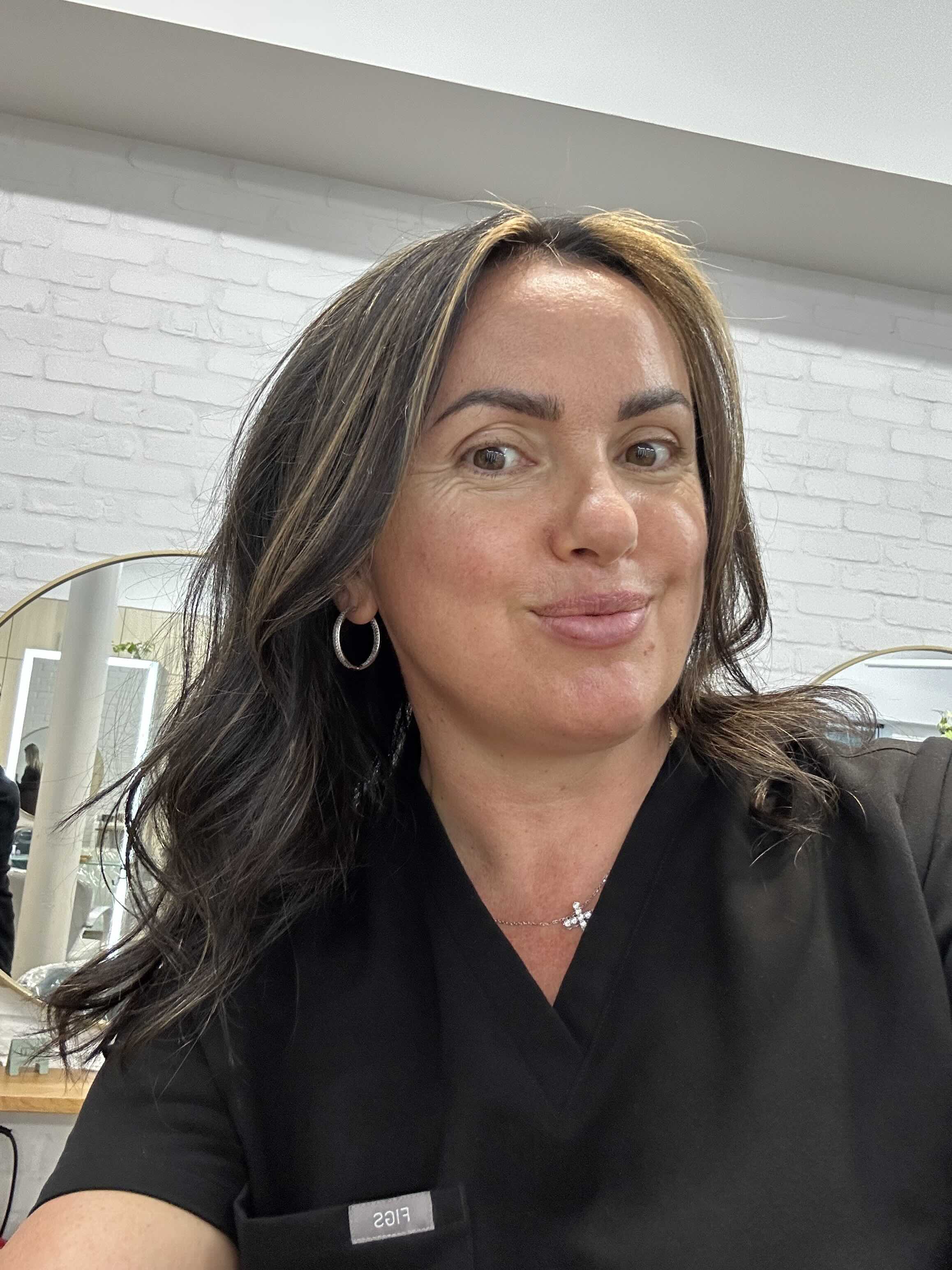 Halyna Rykhlo - Professional Esthetician